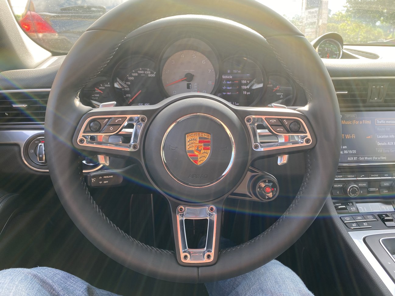 Porsche steering wheel retrofit with Adapter-X drive mode control